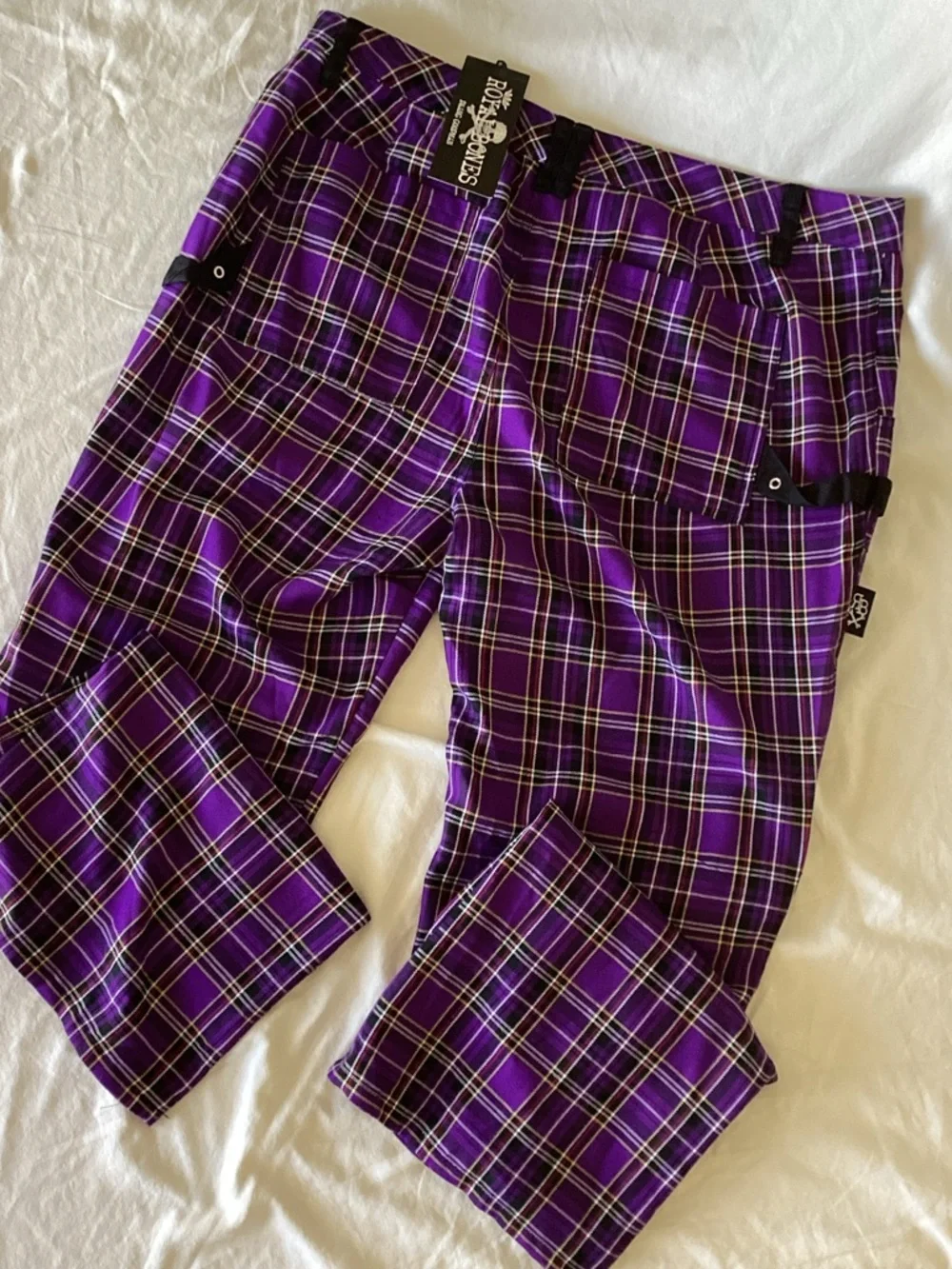 Hot Topic Purple Plaid Straight Leg Pants with Black Strap Details - Picture 4 of 4